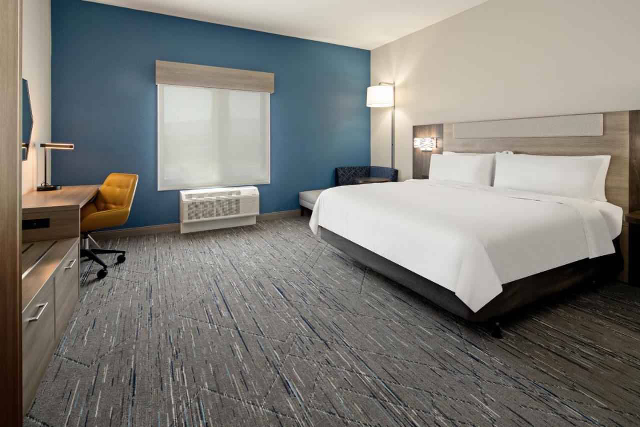 Holiday Inn Express & Suites Palm Desert - Millennium By Ihg Exterior photo